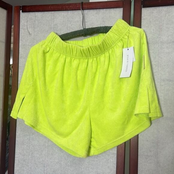 KENDALL & KYLIE TERRY CLOTH SHORTS SIZE M - Picture 5 of 6